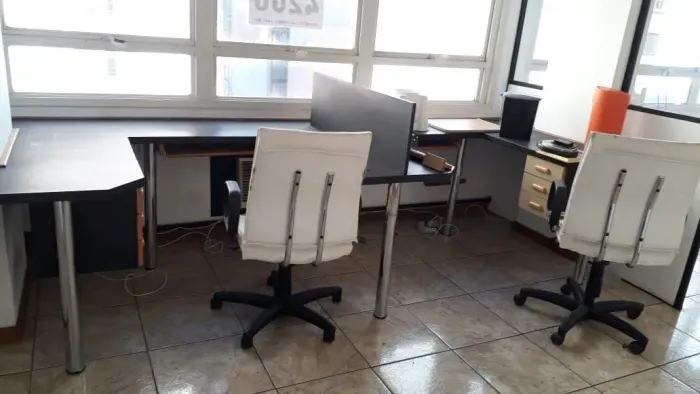 Sala para locação no Centro Histórico em Porto Alegre com 135m²