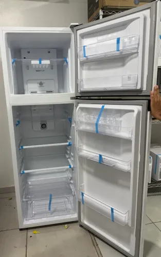 Geladeira Continental 