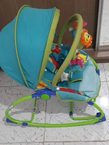 Cadeirinha de balanço musical