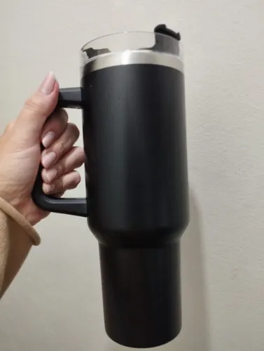 Copo térmico com alça (1,2 litros)