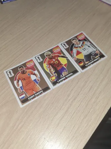 Figurinhas da copa legend yamal , wirtz,  gakpo ouro e bronze