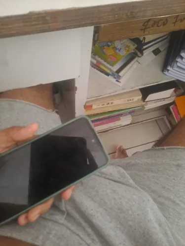 Celular Moto g05
