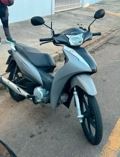 Honda Biz 125 EX 2024