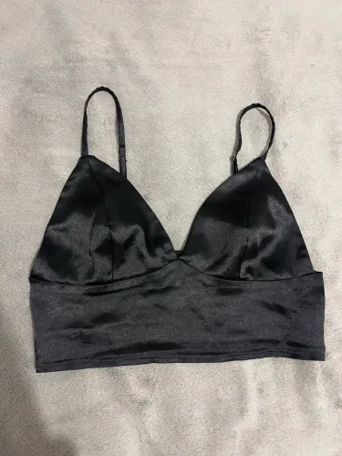Cropped preto acetinado