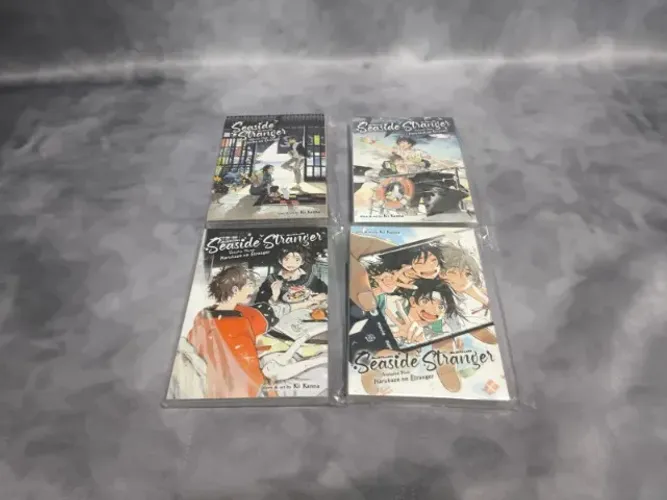 Mangás Seaside Stranger: Umibe no Étranger importados, volumes 1,2,3 e 5