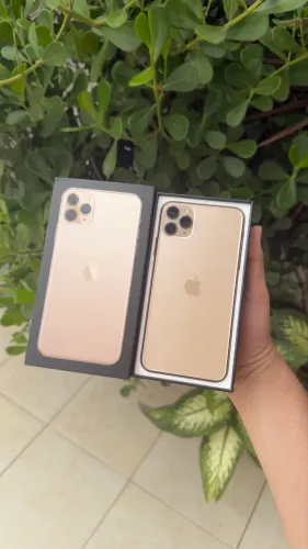 11 PRO MAX 256GB 87% bateria