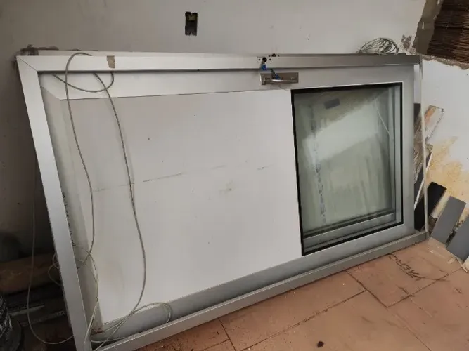 Porta ALTO PADRÃO com fechadura eletrônica