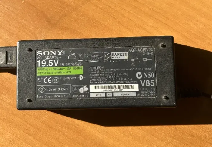 Carregador Fonte Original Sony Vaio 19.5v 4.7a VGP-AC19V24 - 90W