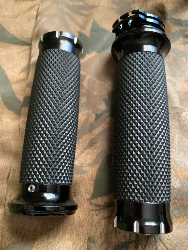 Manoplas alumínio e borracha Harley-Davidson universais motocicletas novas