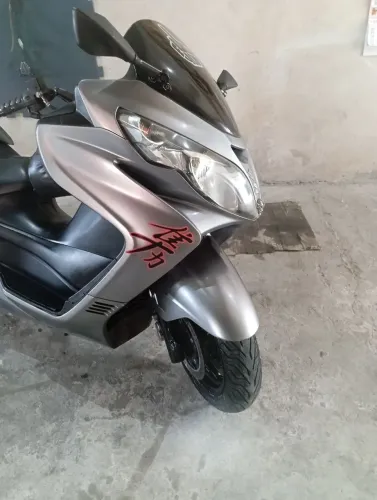 Troco por carro automático... *