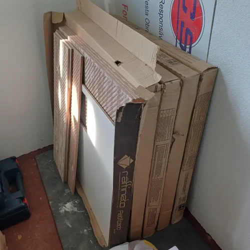 12,5m² de Piso Branco Acetinado