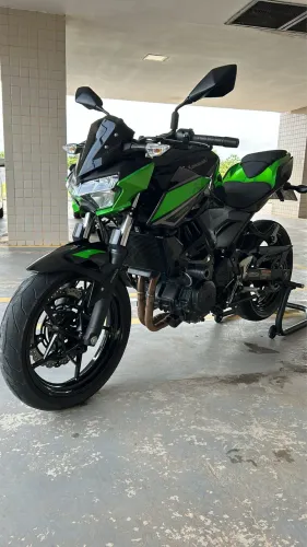 Kawasaki Z400 