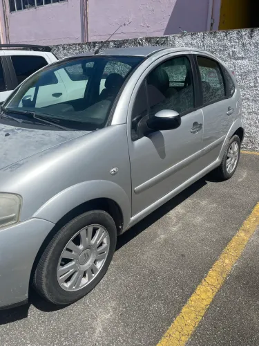 Citroen C3 GLX 1.4/ GLX Sonora 1.4 Flex 8V 5P 2011