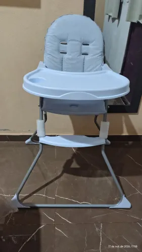 Cadeira de alimentação Galzerano,com marcas de uso,não faço entrega