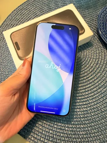 iPhone 15 pro - 256gb