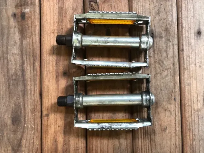 Pedal caloi 10 rosca grossa