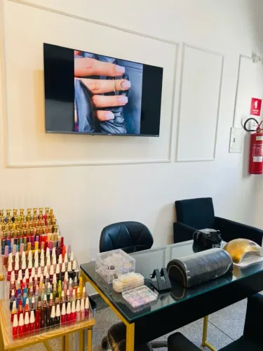 Vendo studio de beleza já estruturado