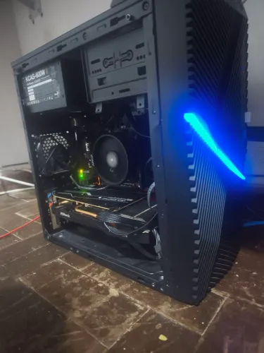 PC Gamer Completo  Ryzen 5 4600G + RX 7600 Phantom Gaming !