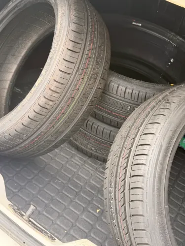 4 Pneus 165/45/R15 novo nunca usado.