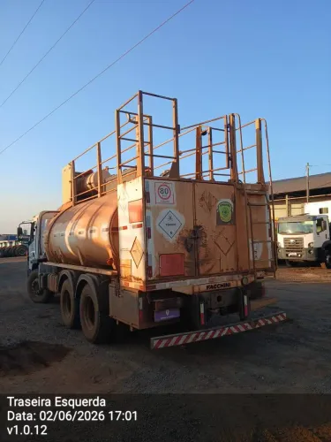 Mercedes-Benz Atego Atego 2730K 6x4 2p (diesel)(E5) 2017/2018 Vamos Seminovos Ribeirão Pr