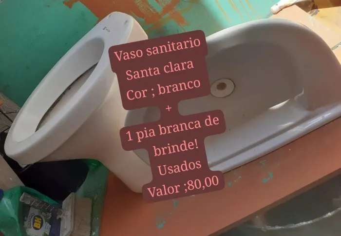 Vaso sanitario santa clara cor: branco+ 1 pia de brinde! Nao aceito proposta 