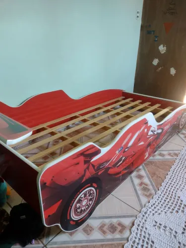 Cama infantil está novinha 
