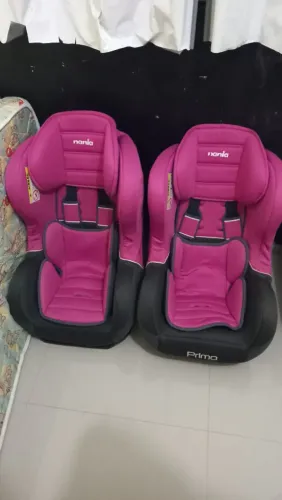 02 cadeirinhas infantis automóvel (gêmeas)
