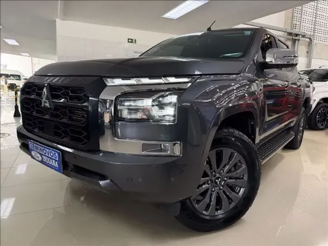 Mitsubishi TRITON HPE-S 2.4 CD 4X4 TB Diesel Aut. 2026