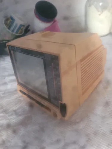 mini televisor com rádio portátil Super Sound RTV-002