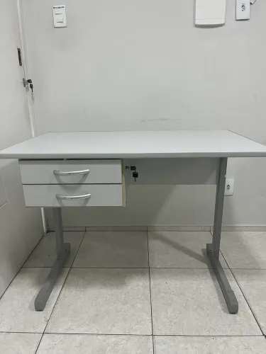 Mesa de escritório 