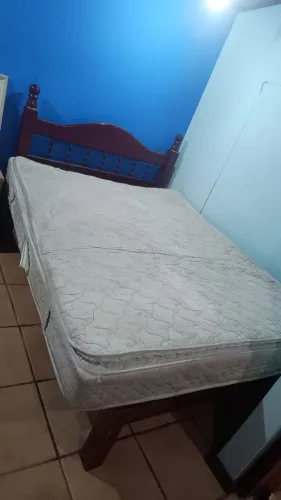 Colchão de casal de molas
