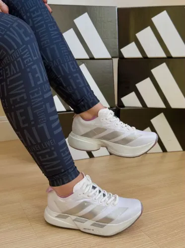Tênis adidas adizero pro 4