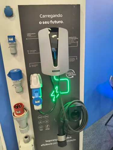 INSTALAÇÃO DE CARREGADOR DE VEÍCULO ELÉTRICO SALVADOR *