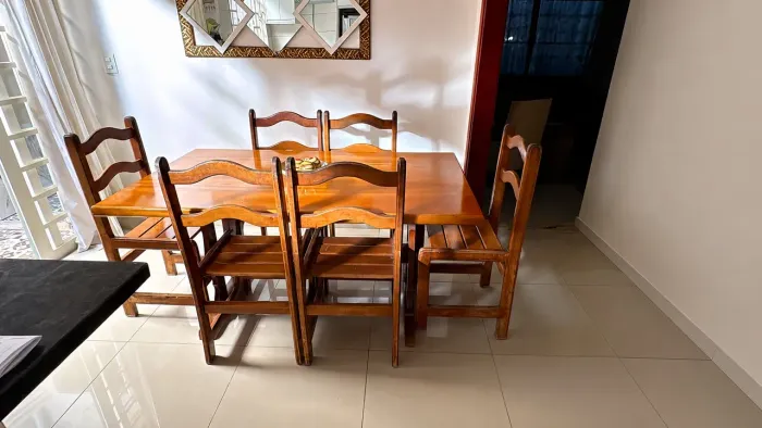 Mesa de jantar 1500 com 6 cadeiras