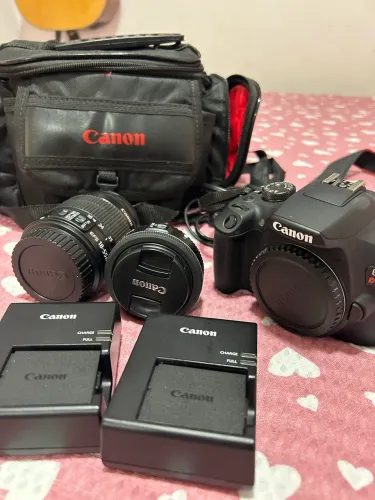 CÂMERA CANON T7
