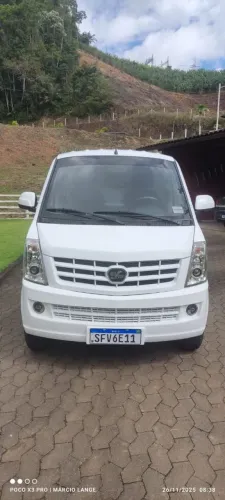 Caminhonete V21 EFFA 2023