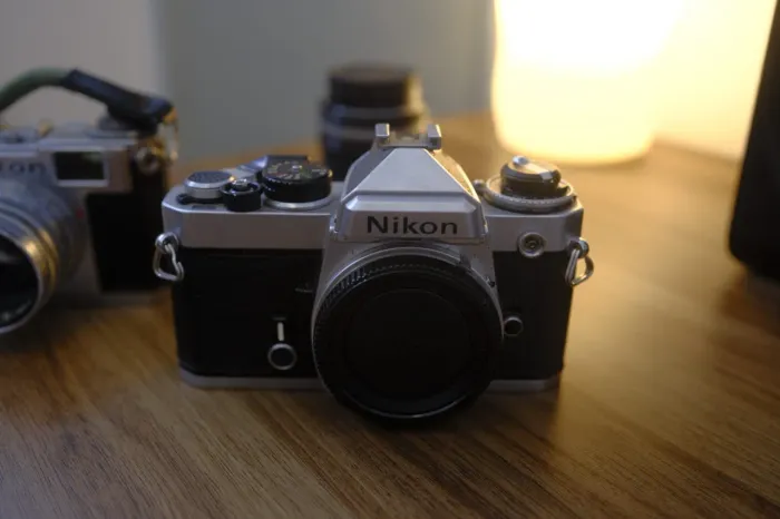 Nikon FE corpo perfeita 100%