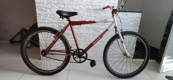 Bicicleta aro 26 sundown usada.