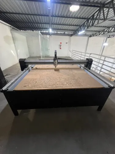 MÁQUINA ROUTER