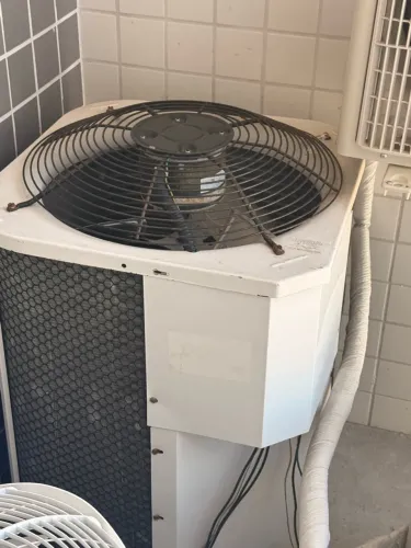 Ar condicionado cassete 48000 BTU