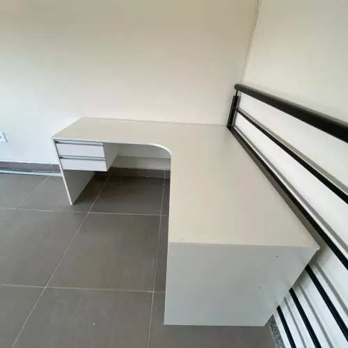 Mesa de canto ou em L