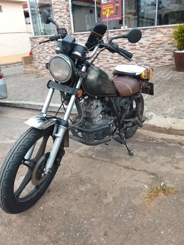 Intruder 125