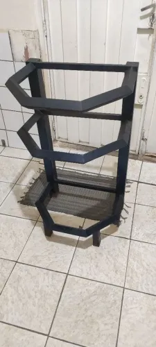 Mesinha 3 andares ferro
