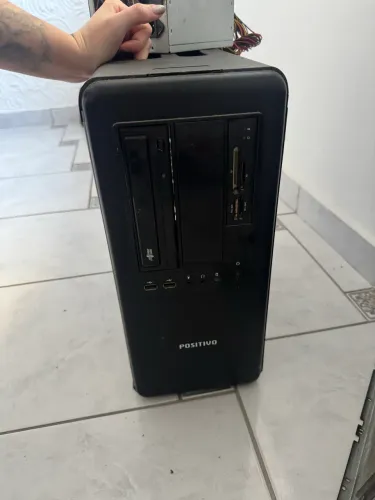 COMPUTADOR POSITIVO 