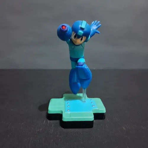 Boneco do Mega Man 9cm Com Base Temática PVC Colecionável
