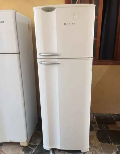 Geladeira Duplex Electrolux Frostfree - 346 litros
