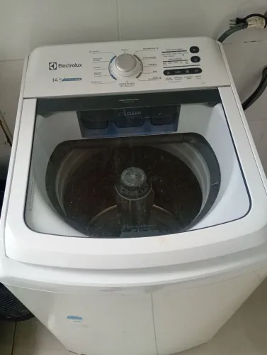 Máquina de lavar Eletrolux 14kg - Com Defeito - R$500