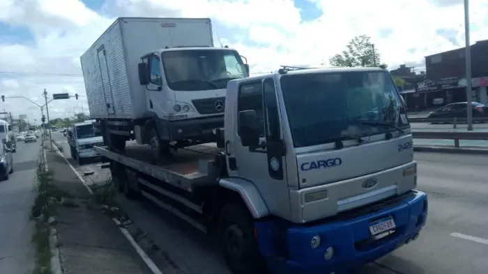 FORD CARGO 2422 T - PRANCHA OPERACIONAL   Ford Cargo 2422 T  Ano: 2004/2004 