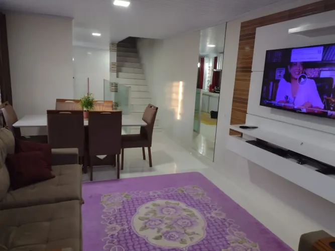 Vendo casa com três lajes 230.000