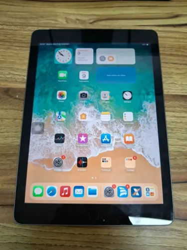 iPad 5ª Geração 32GB 4G Wi-Fi - Excelente Estado!